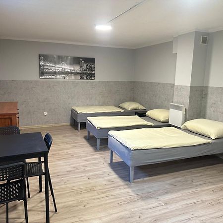 Hgs Home Noclegi Pracownicze Parking , Lazienki Gorzów Wielkopolski Extérieur photo